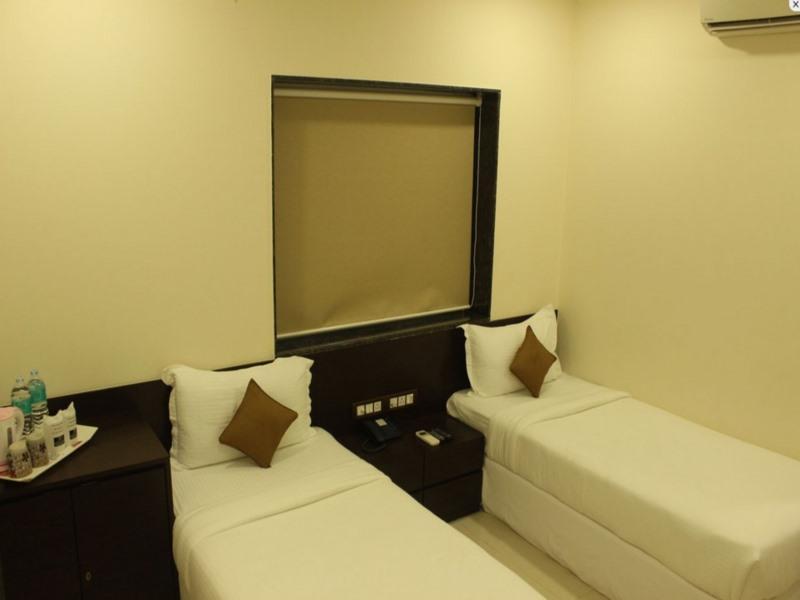 Oyo 16703 Hotel The Platinum Kalkuta Zewnętrze zdjęcie