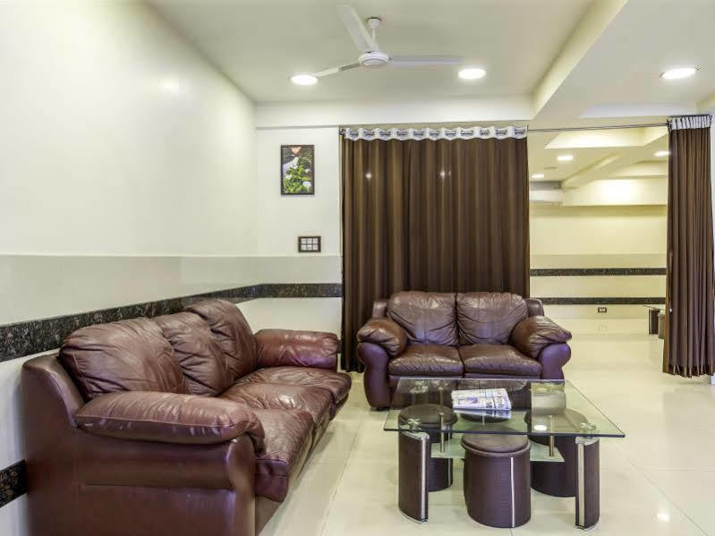 Oyo 16703 Hotel The Platinum Kalkuta Zewnętrze zdjęcie