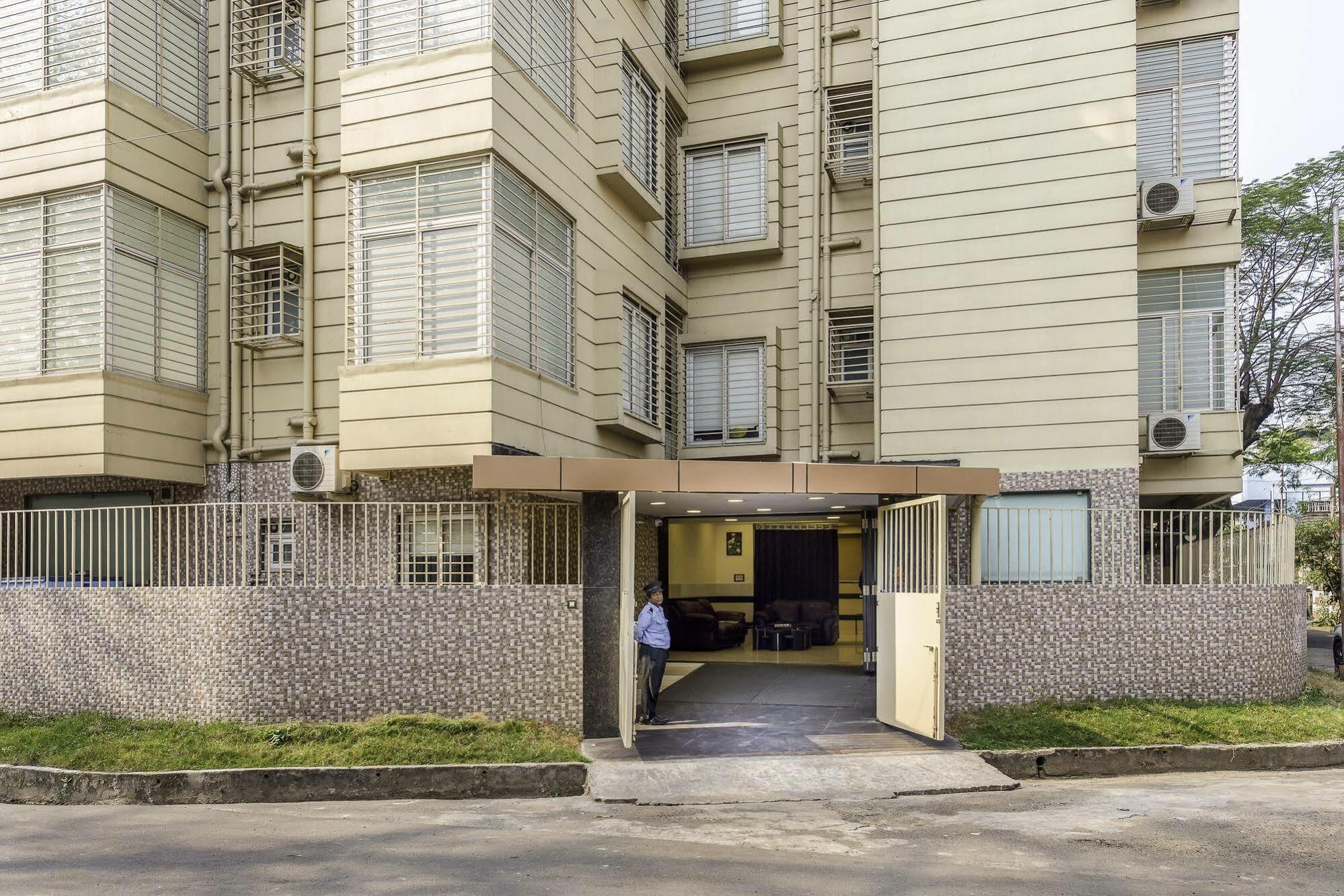 Oyo 16703 Hotel The Platinum Kalkuta Zewnętrze zdjęcie